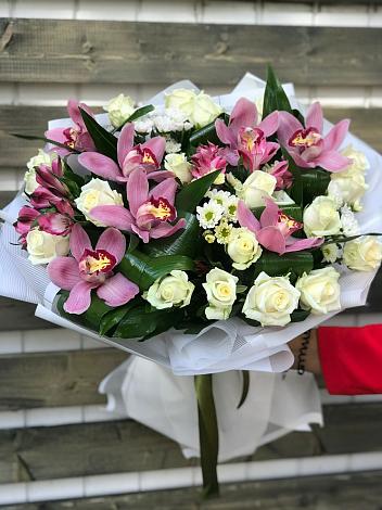 Букет цветов из: Розы и Хризантемы в Вадинске