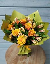 Букет цветов из:  Альстромерии и Розы #REPLACE_PRED# Вадинске