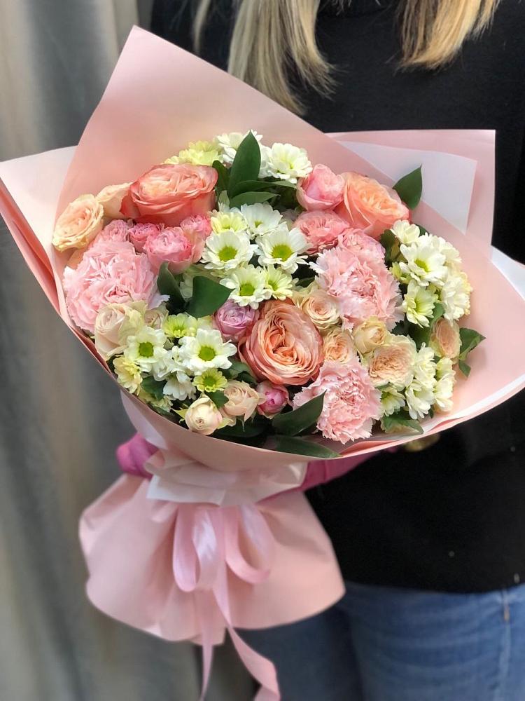 Букет цветов из: Гвоздики, Розы и Хризантемы в Вадинске