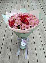 Букет цветов из:  Альстромерии в Вадинске
