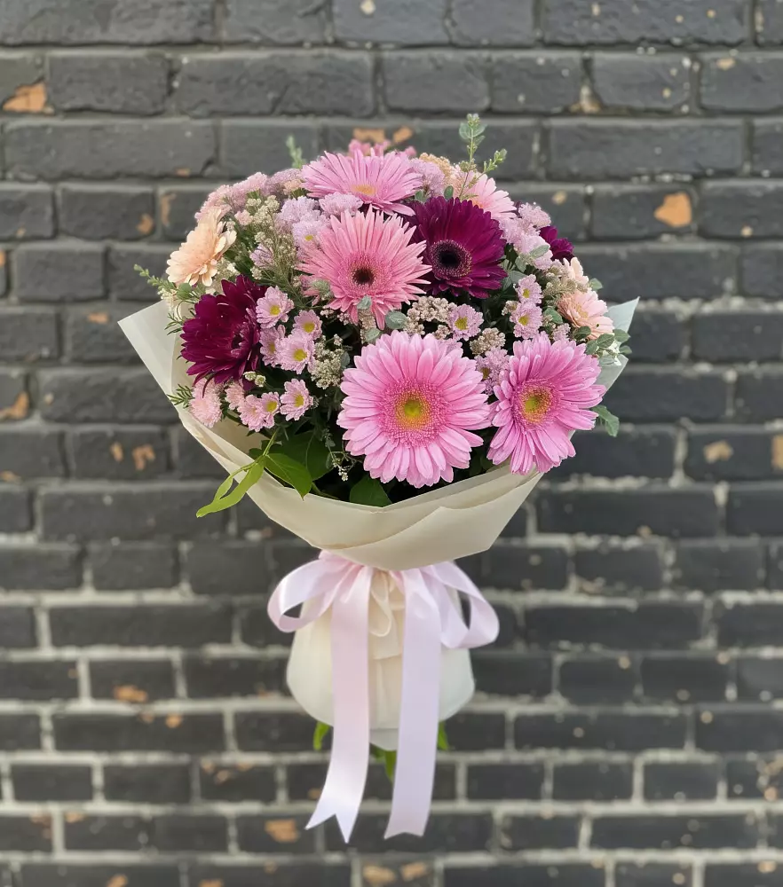 Букет цветов из: Герберы и Хризантемы в Вадинске