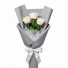 Букет 3 белые розы в Вадинске