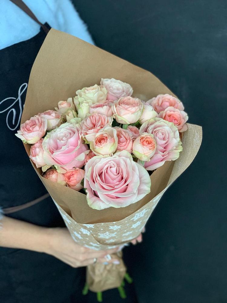 Букет цветов из: Хризантемы и Розы в Вадинске