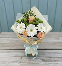 Букет цветов из:  Герберы, Розы и Хризантемы в Вадинске