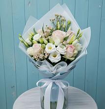 Букет цветов из:  Розы и Лизиантусы в Вадинске