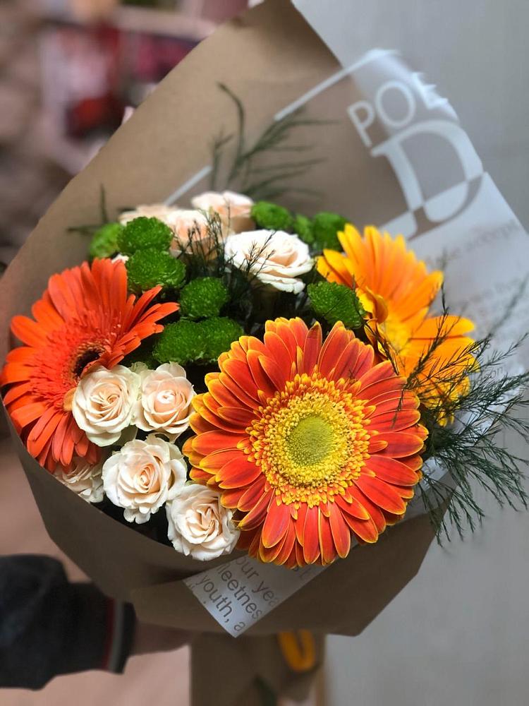 Букет цветов из: Герберы, Хризантемы и Розы в Вадинске