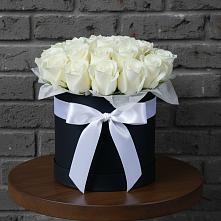 Цветочная композиция из Розы в шляпной коробке в Вадинске