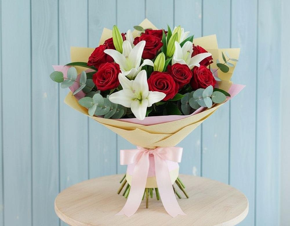 Букет цветов из: Лилии и Розы в Вадинске